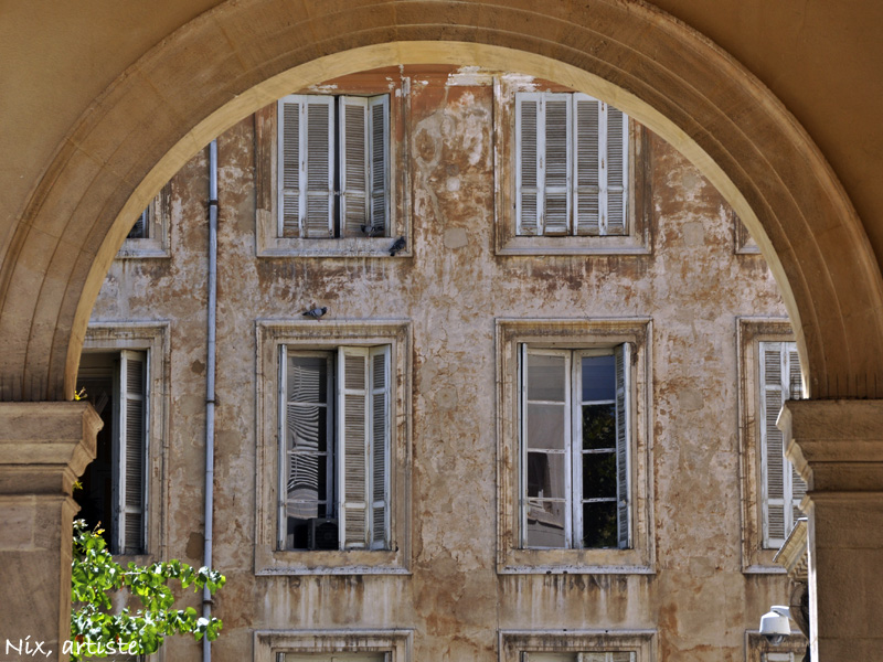 AEP Arche Fenetres.jpg