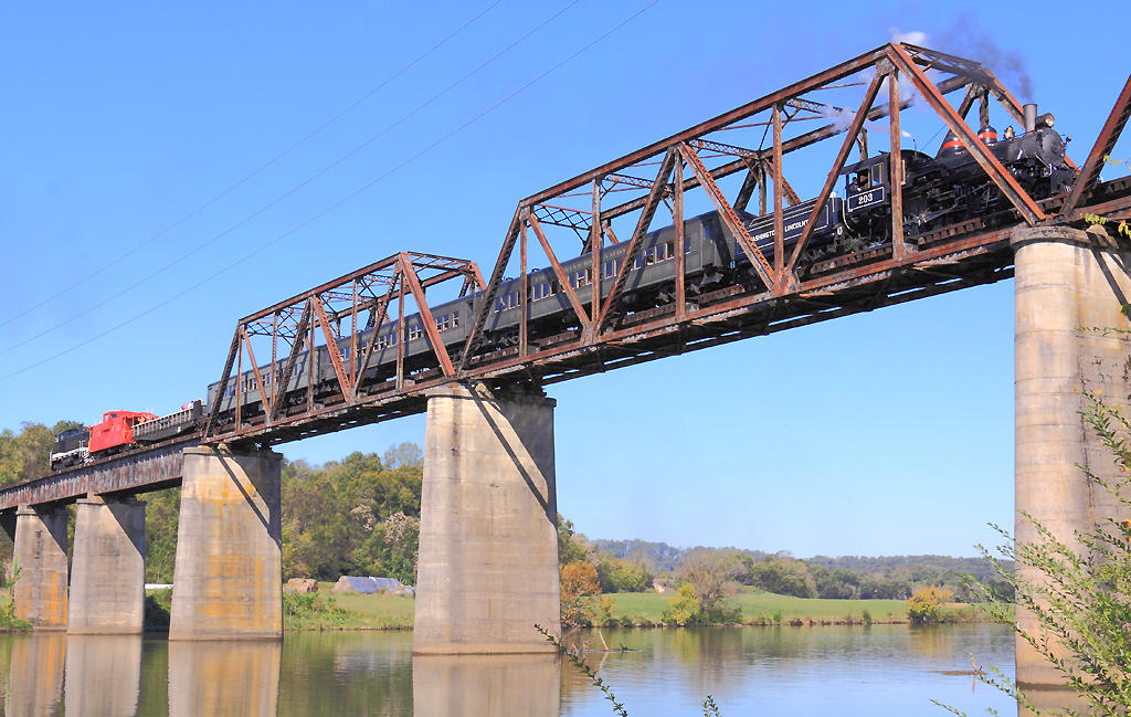 Crossing the Holston River, on the former Southern RR RFE line