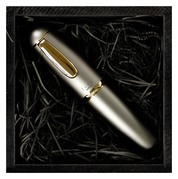 Tenth Place Zoom, the Pen by kiki2