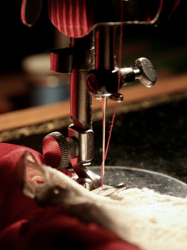 Needle Pulling Thread