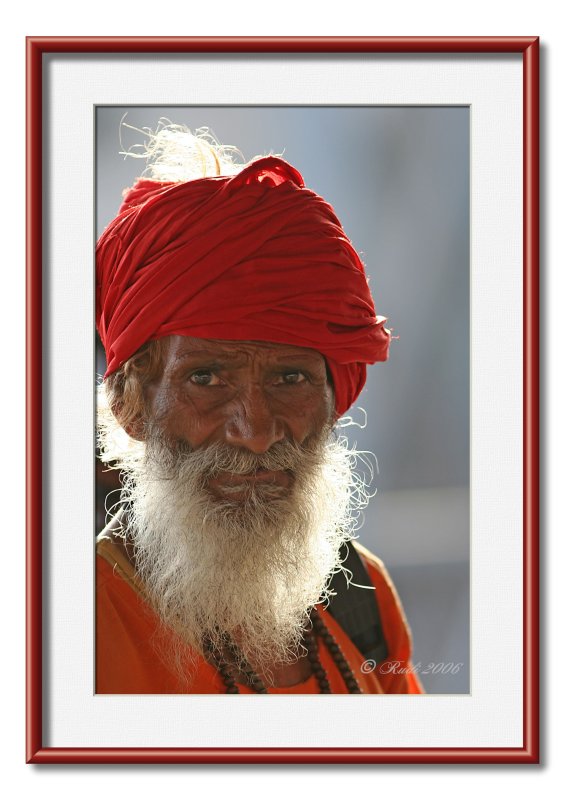 <b>3rd</b>:  Hindu Priest in Mumbai<br>by Rudi Knust