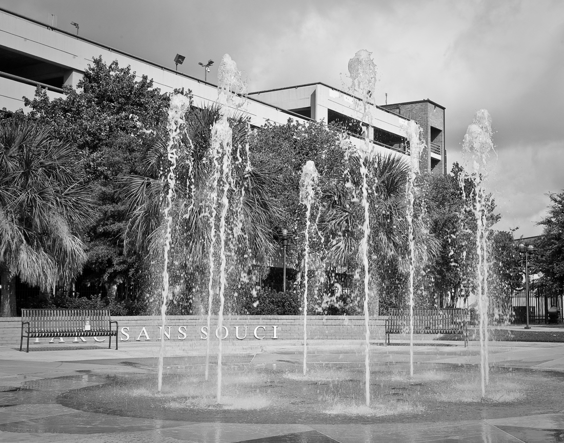 Downtwn091909_78.jpg