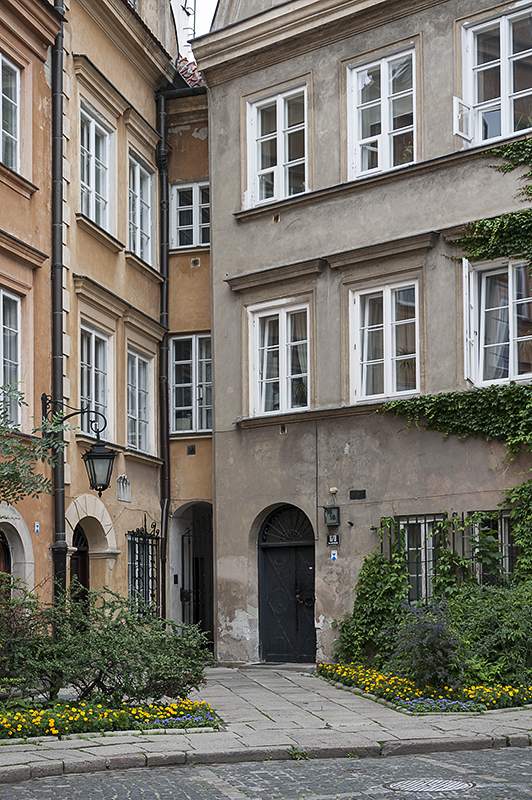 Narrowest house in Warsaw and Europe