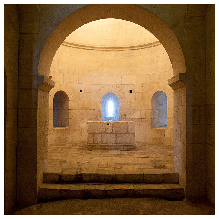 Abbaye de Montmajour