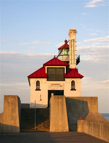 Duluth Harbor Light