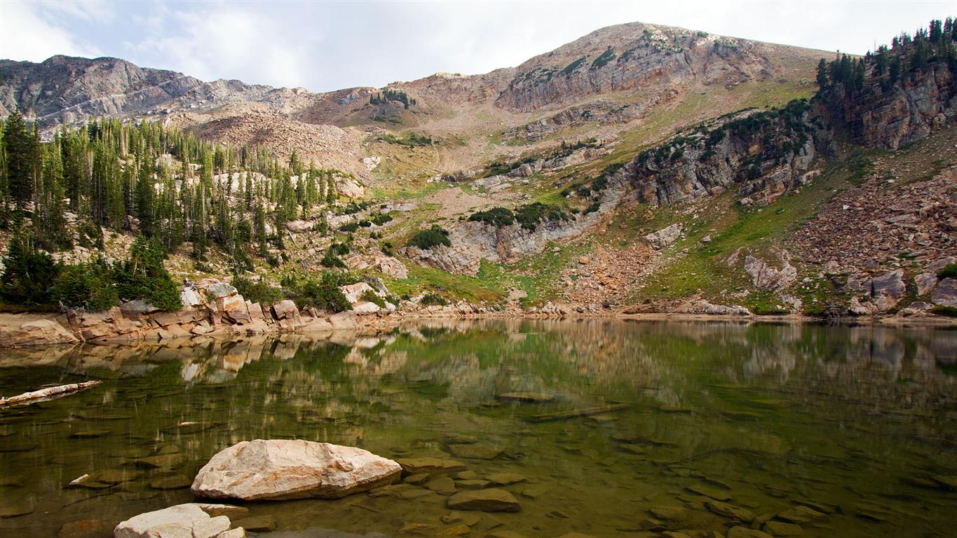 Cecret Lake