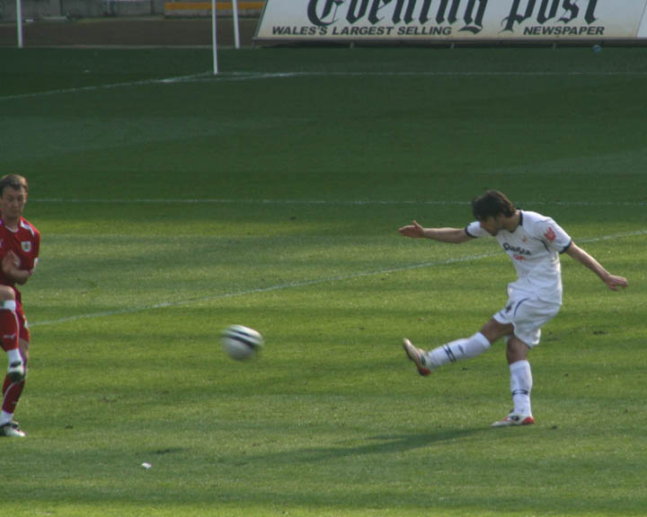 Gomez Shot