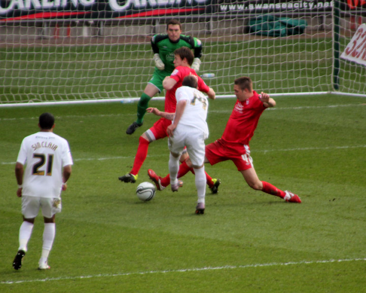 Dobbie Shoots Again