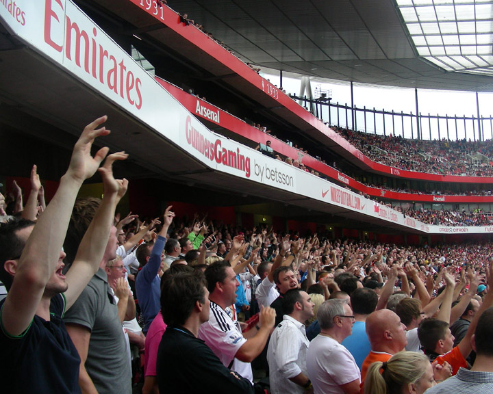 Swans and Arsenal Fans