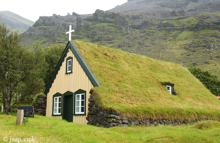 Turf Church at Hof