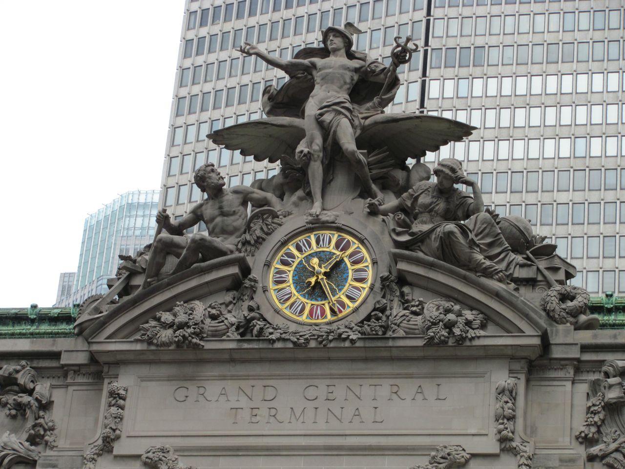 Grand Central Station Statue