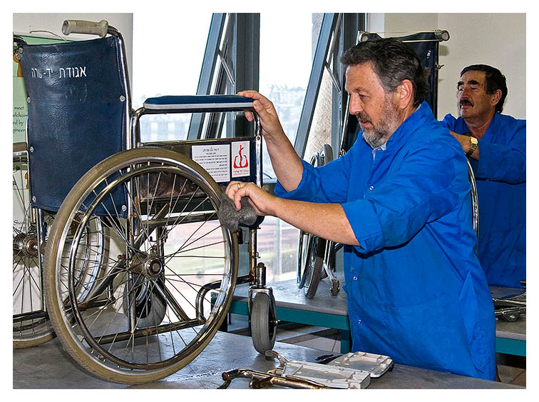 The Exectutive Director Pitches In at Yad Sarah