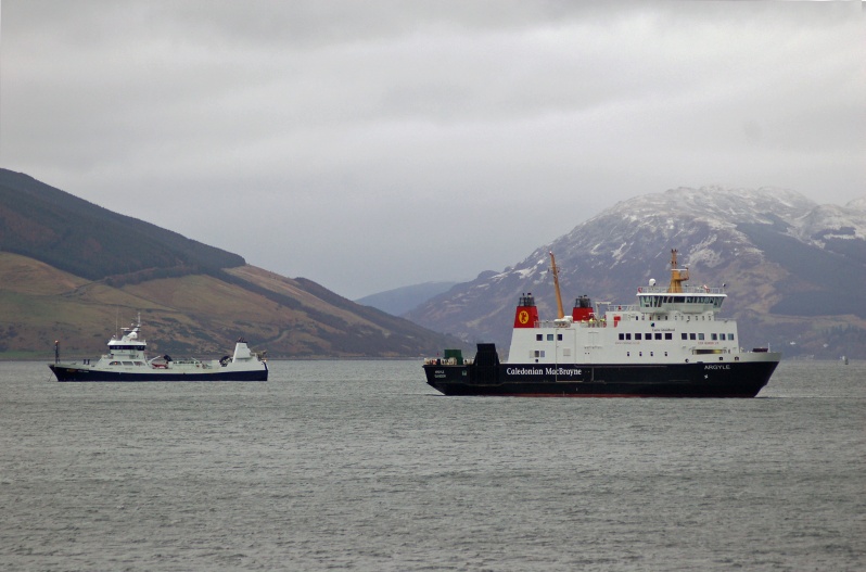 Ronja Viking and MV Argyle