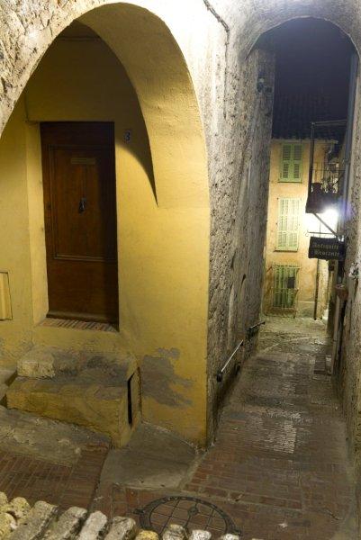 À 5 minutes à pied de notre chambre, la forteresse de Cagnes sur mer