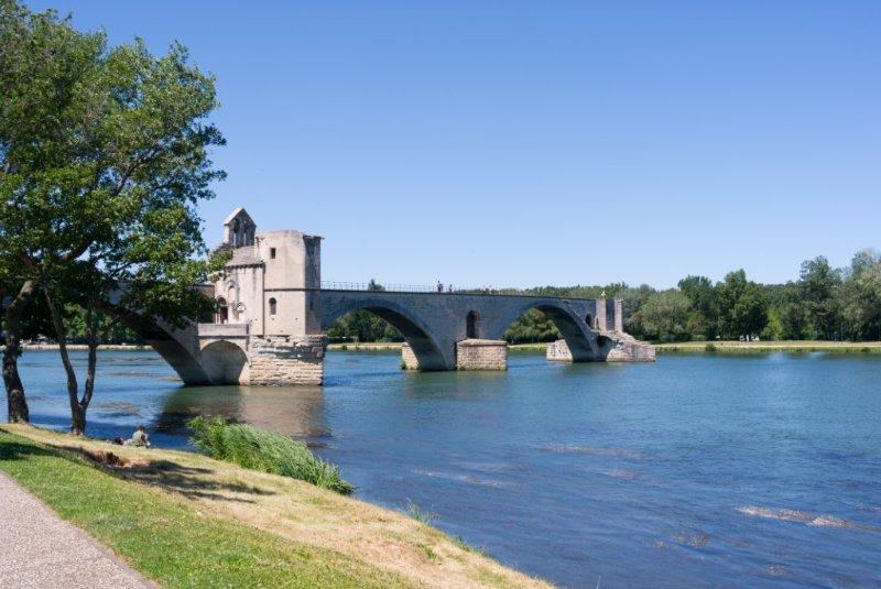Avignon, le pont.....