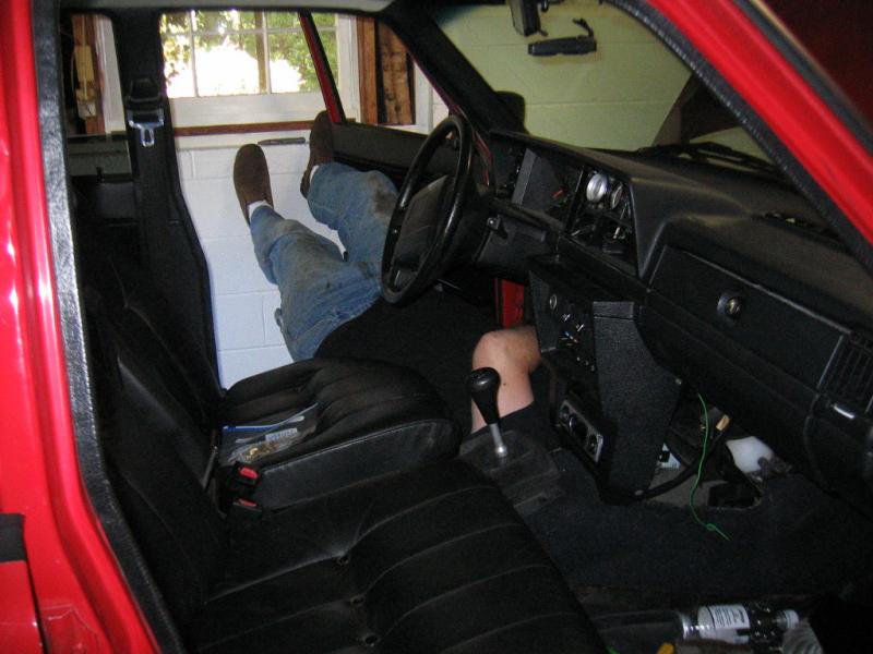 Installing the pedals aka Swedish massage