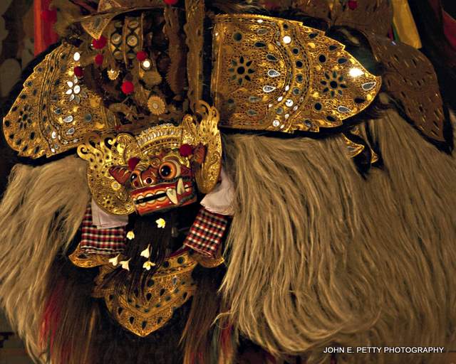 Barong 2 IMG_6104-1.jpg