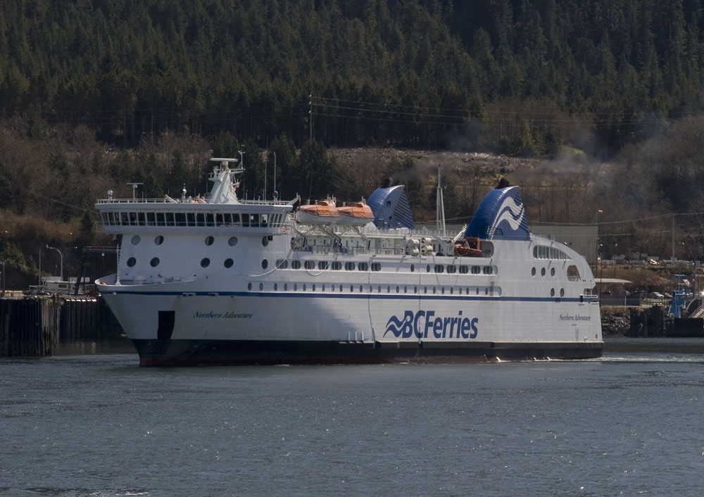 Northern Adventure sliding into the berth