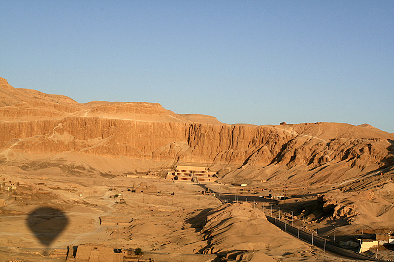 Queen Hatshepsuts tomb 1066