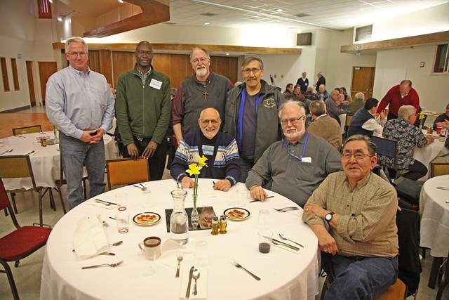 PriestConvocation_2011_OLG_Dinner_02Mar2011_ 002 [640x480].JPG
