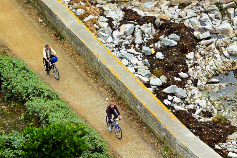 des cyclistes vu du phare