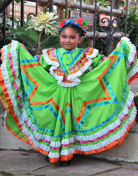 Young dancer in Mexican Folklorico Ballet
