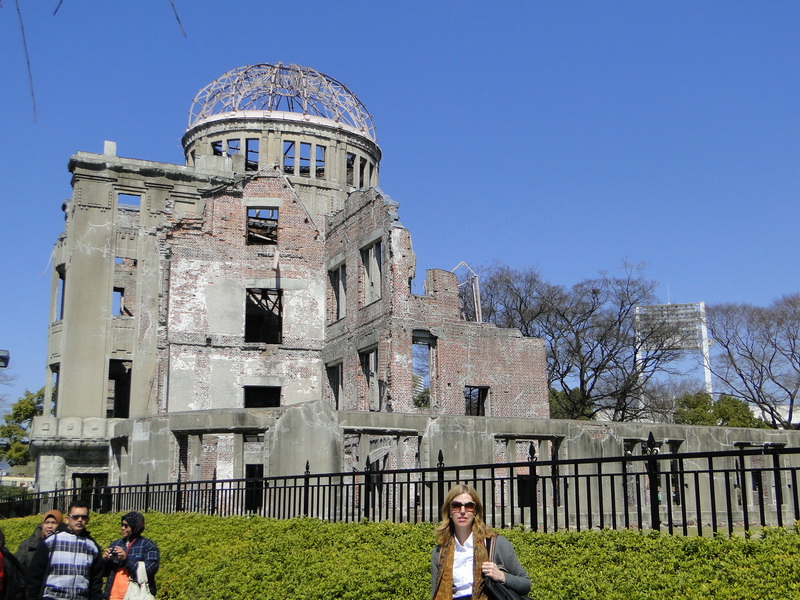 002 hiroshima memorial and museum.JPG