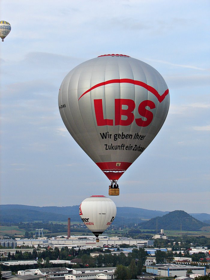 lbs-0165-sm.JPG