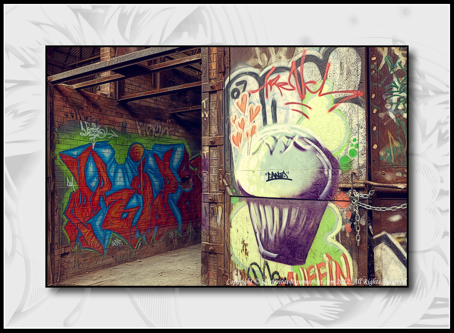 2012 - Graffiti -  Evergreen Brick Works - Toronto, Ontario - Canada