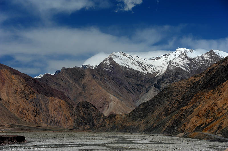 d7011 308.jpg