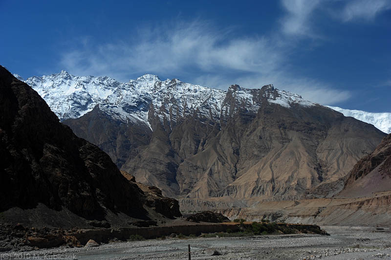 d7011 312.jpg