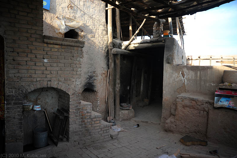 d7011 138.jpg