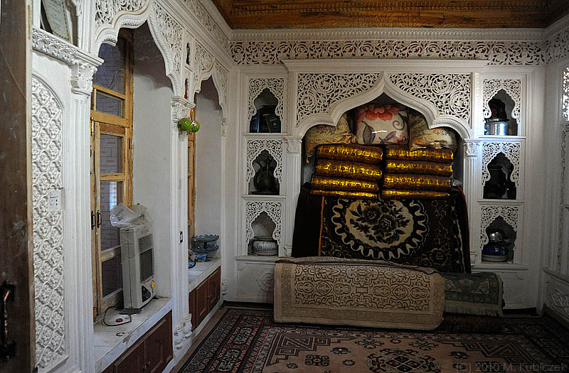 d7010 273.jpg