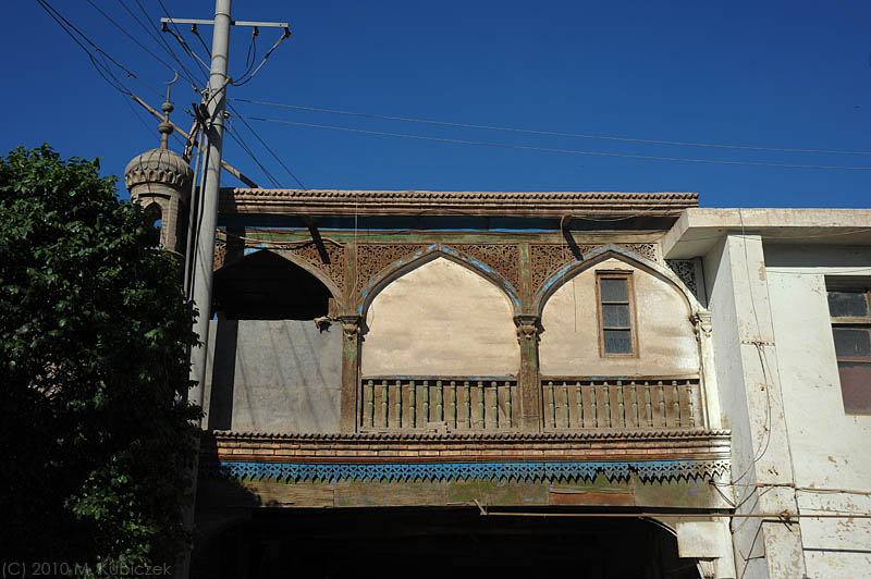 d7010 322.jpg
