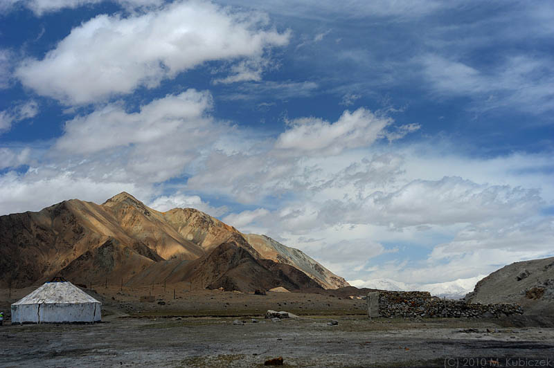 d7012 050.jpg