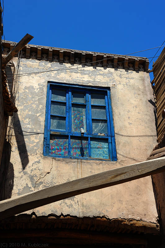 d7010 588.jpg