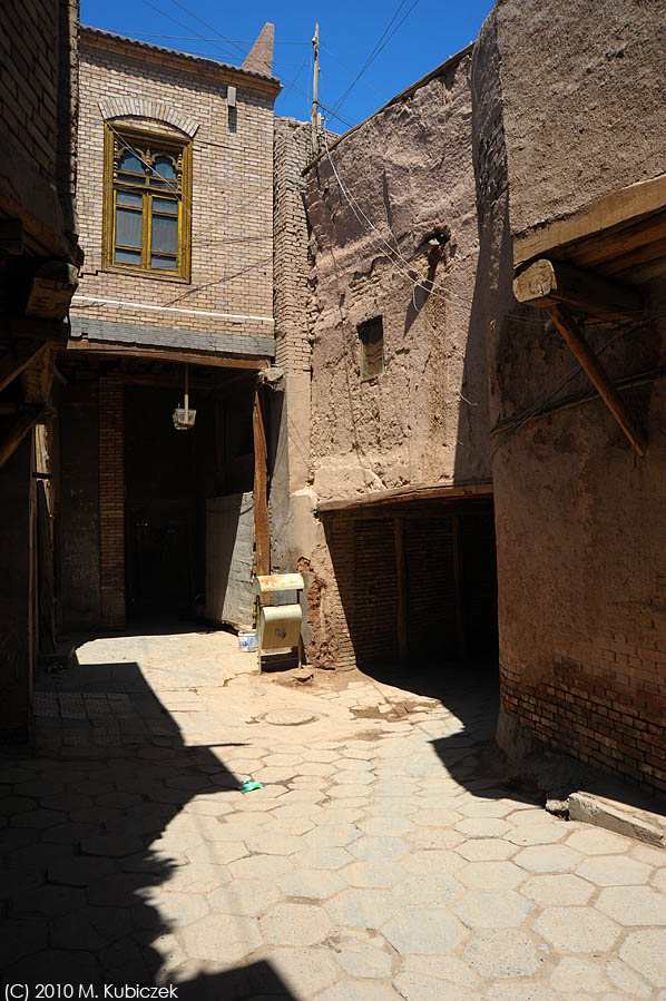 d7010 610.jpg
