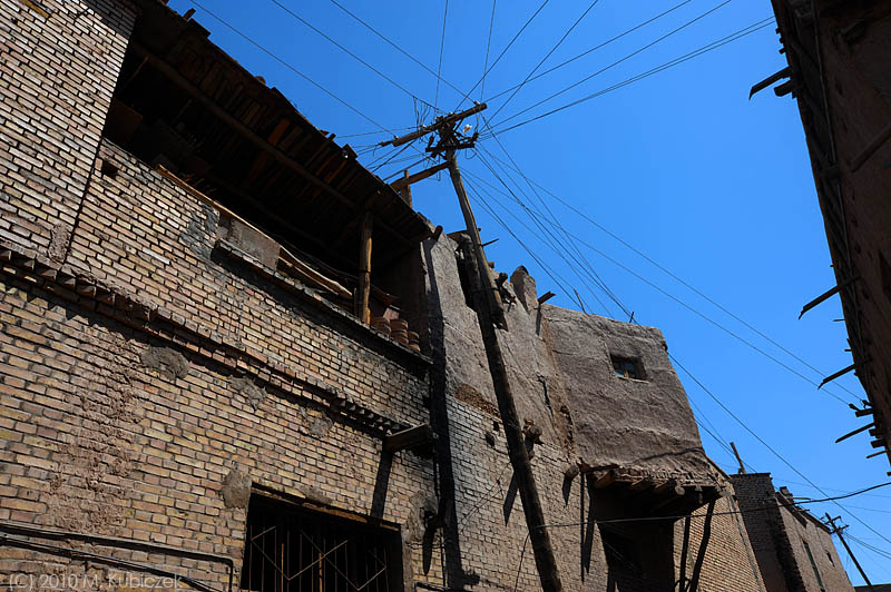 d7010 638.jpg
