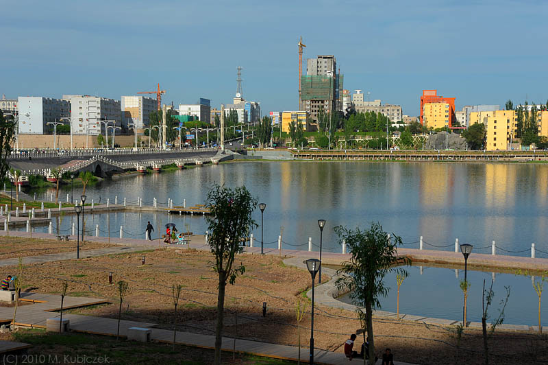 d7011 104.jpg