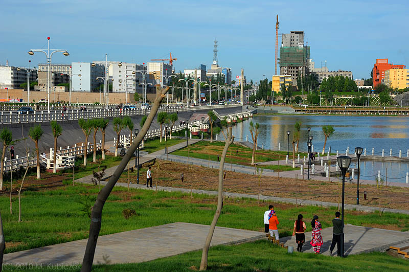 d7011 106.jpg