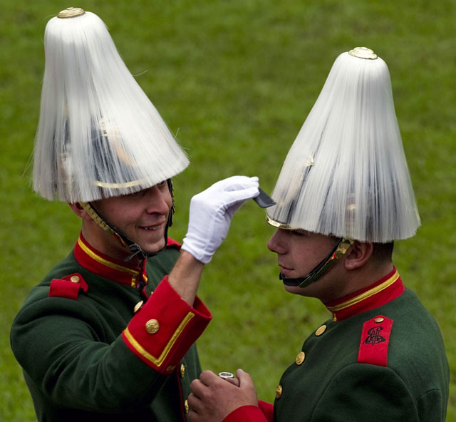 Hersheys-kisses-hats-O.jpg