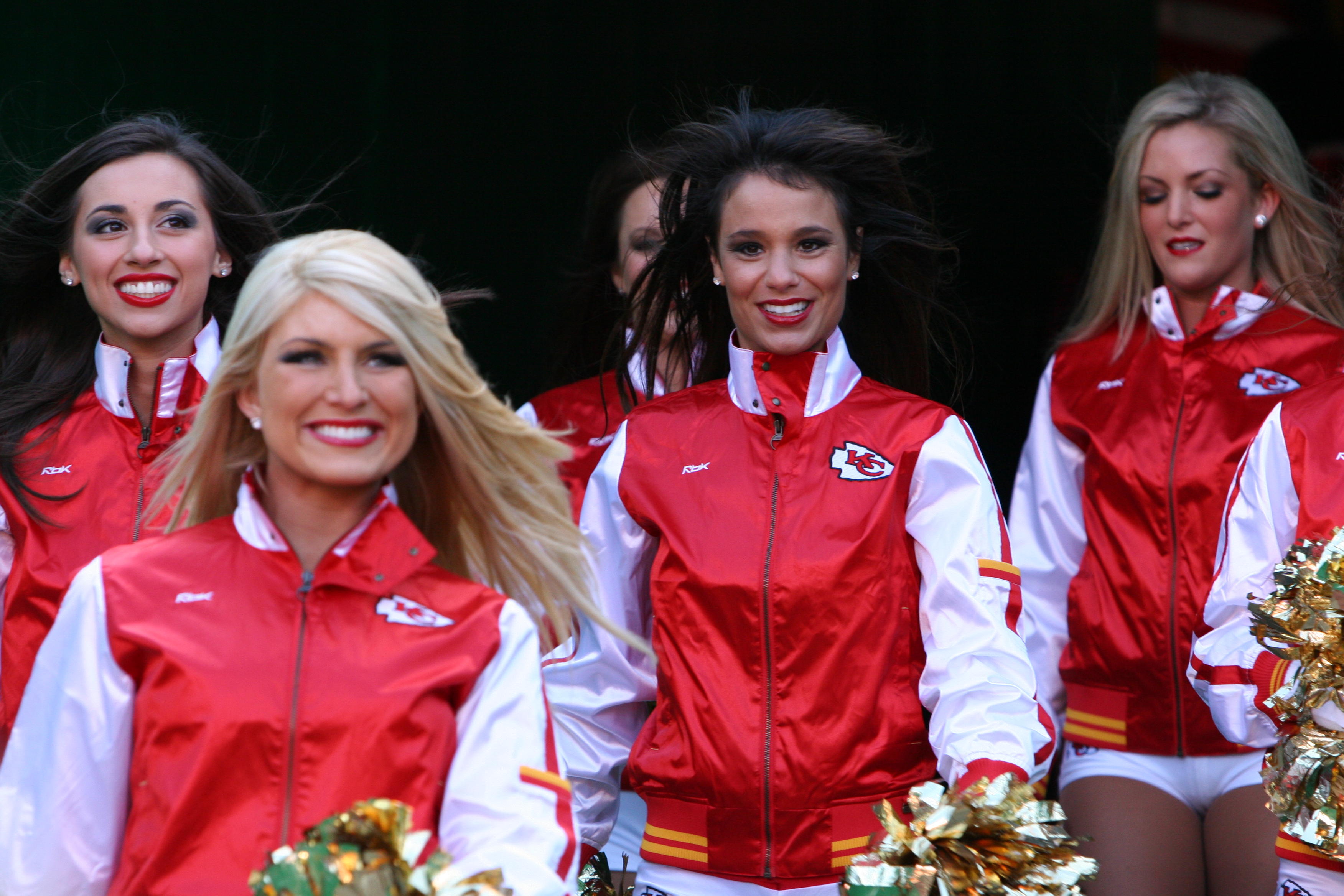Kansas City Chiefs cheerleaders photo Andy Lopušnak Photography