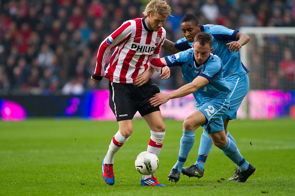 Ola Toivonen with Tim Cornelisse and Leroy Fer