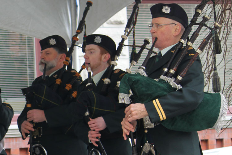 The Pipers - WH