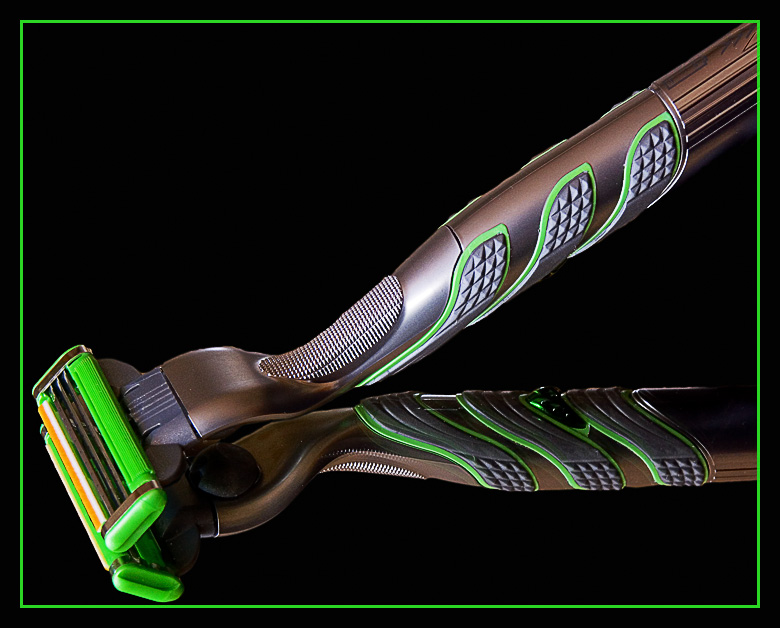 Razor 4 PICT2516_edited-2.jpg