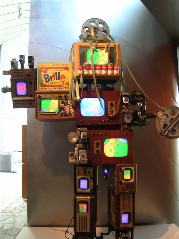 Andy Warhol Robot