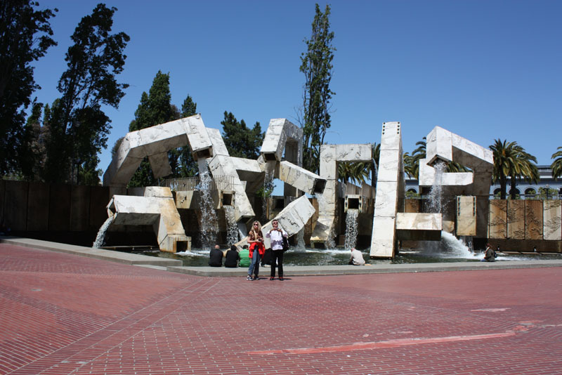 Embarcadero Centre Fountain