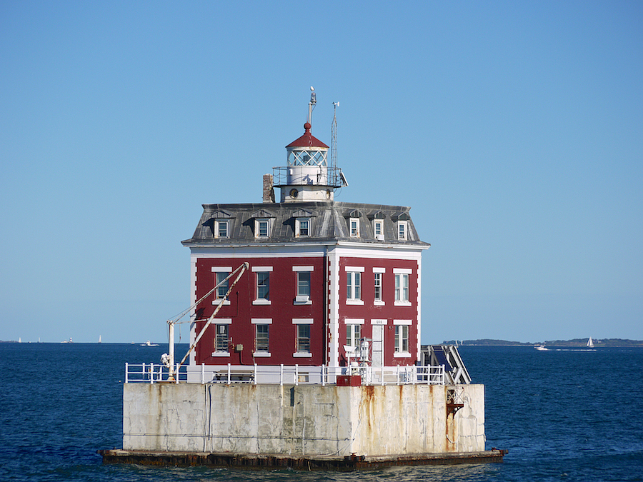New London Ledge Light