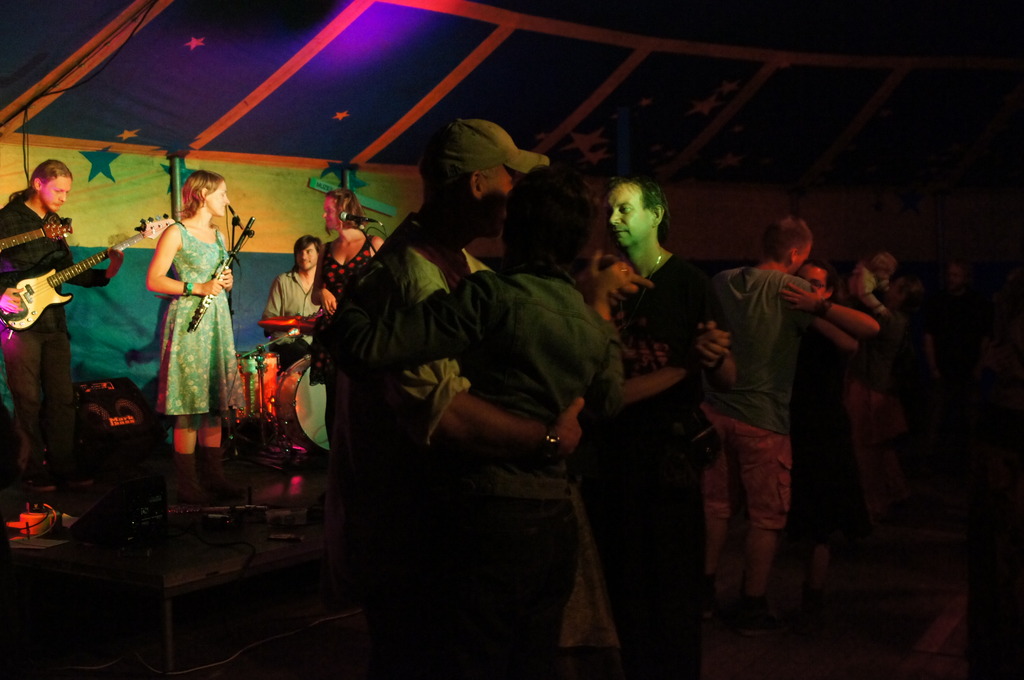 DSC08733.r.JPG