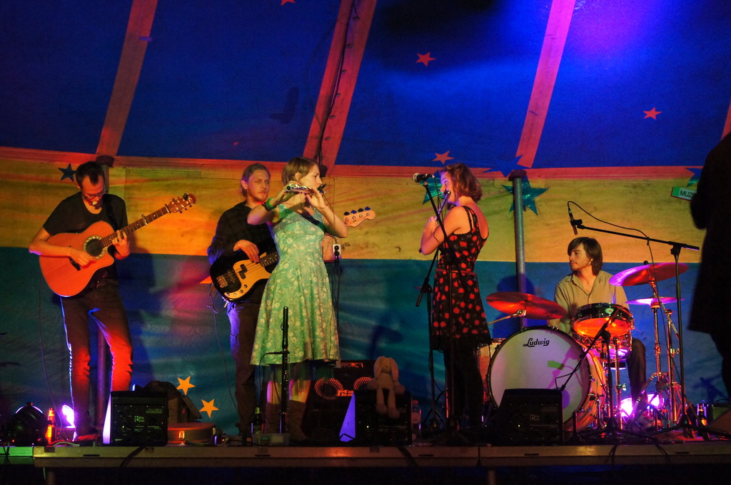 DSC08899.r.JPG